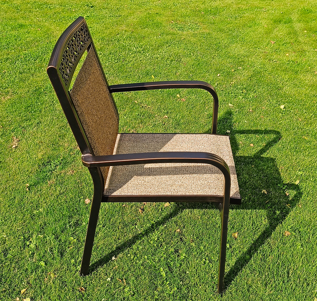 Садовое кресло на дачу, плетёные стулья для улицы с текстиленом, мебель для летних кафе производство и продажа, кованые ажурные кресла и стулья на улицу