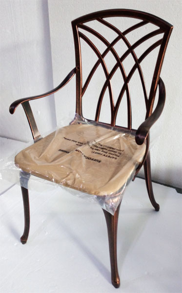 Кресло литое из легкого сплава. Мебель для кафе. Алюминиевый стул литье металла.